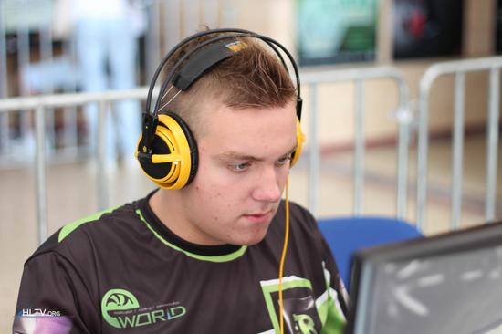 【赛前预告】2025LPL春季赛，1月12日OMG vs FPX