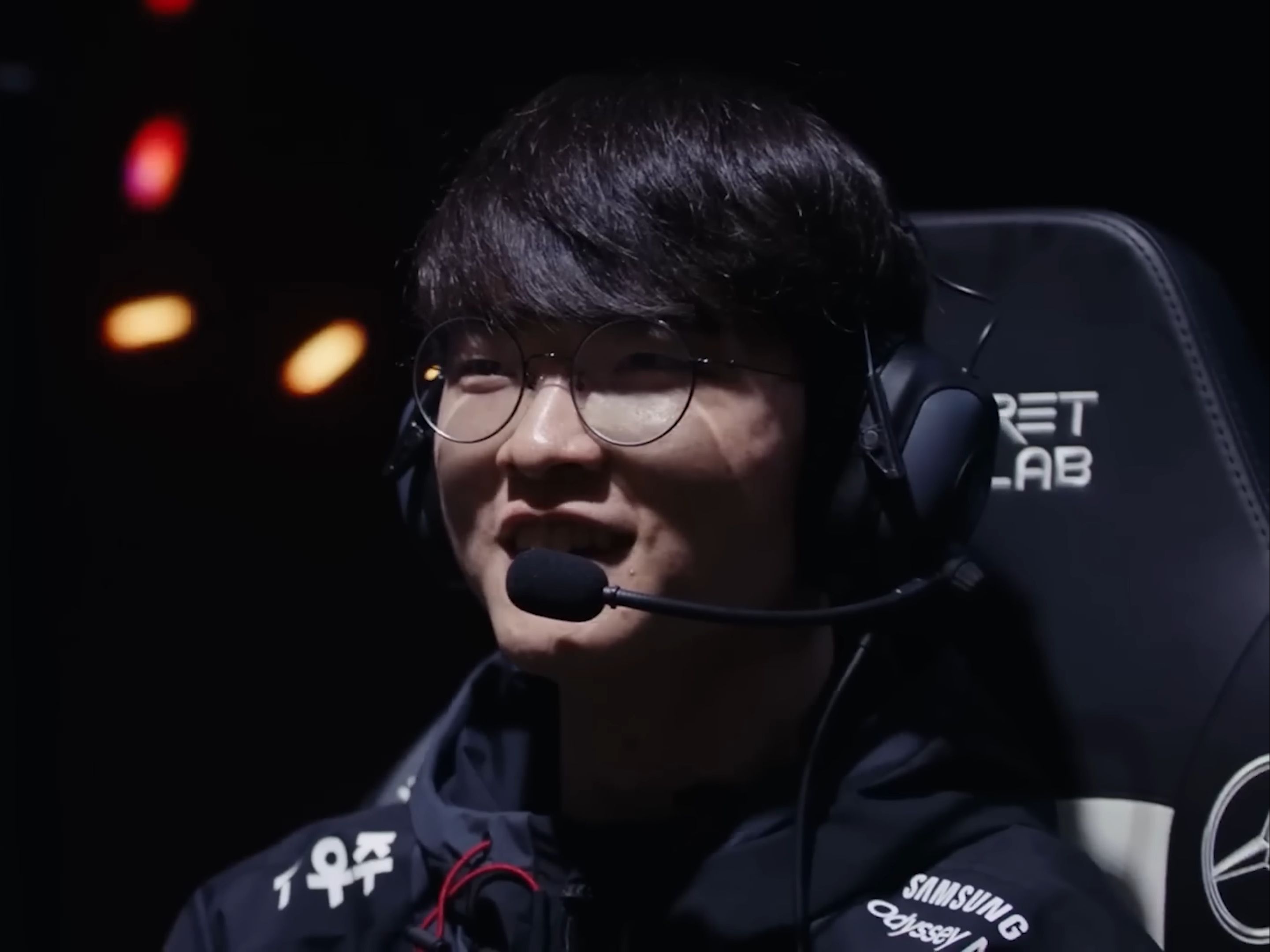 JDG赛后群访 Ruler：小法、大虫子在团队游戏的表现还是个未知数