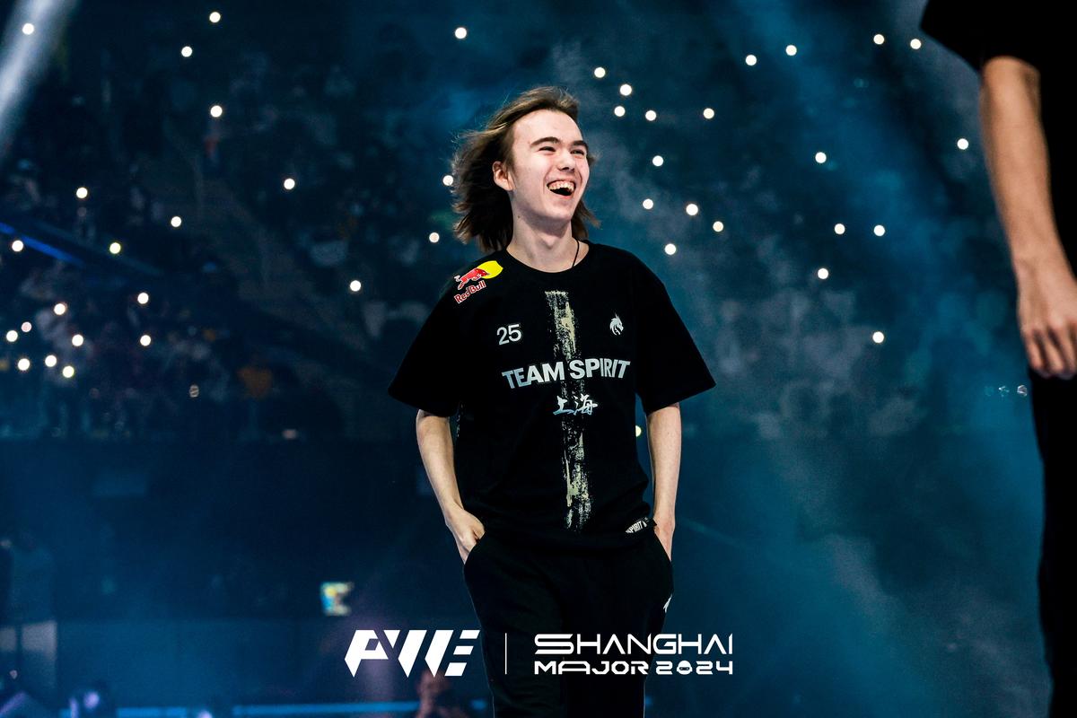 T1公布大名单：上单Zeus、打野Oner